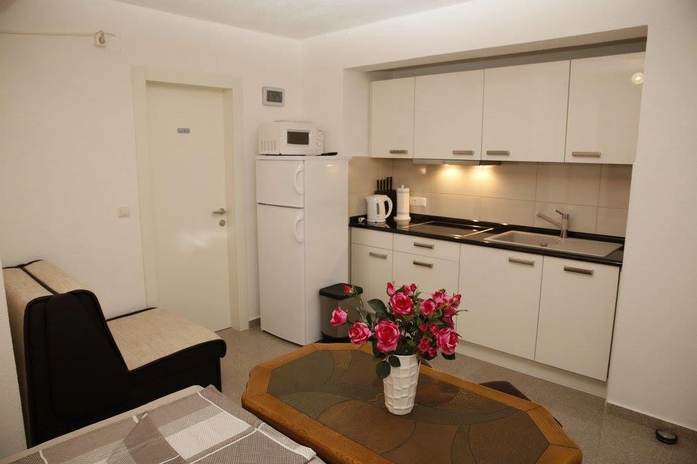 Apartments Simic Vodice Exterior foto