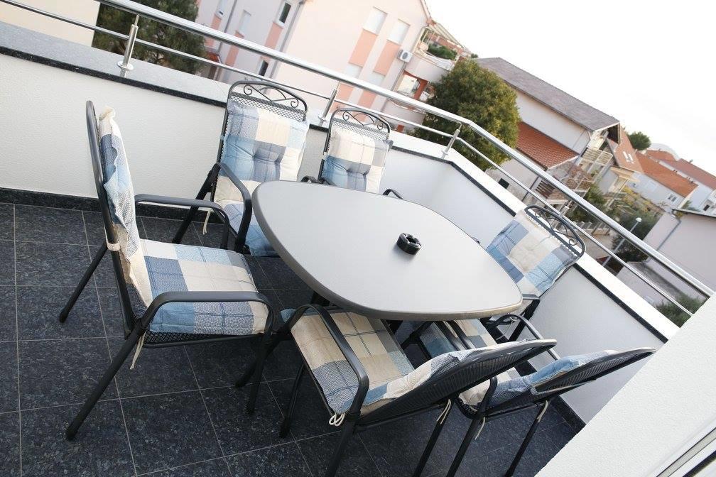 Apartments Simic Vodice Exterior foto